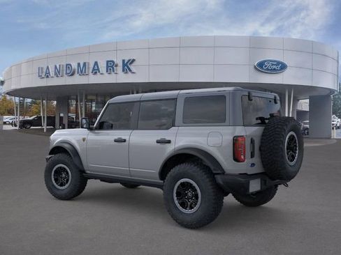 New 2026 Ford Bronco Badlands image 5