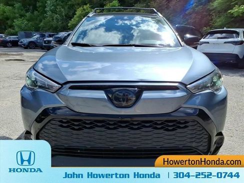Used 2024 Toyota Corolla Cross AWD Hybrid image 10