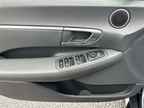 Used 2020 Hyundai Sonata SEL w/ Convenience Package image 19