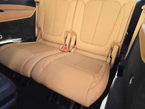 Used 2024 Jeep Grand Cherokee L Summit image 34