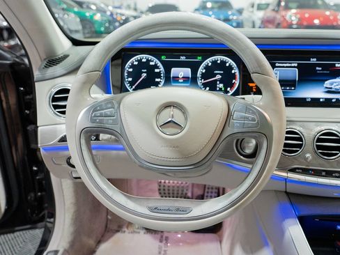 Used 2017 Mercedes-Benz S 550 4MATIC Sedan image 41