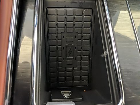 Certified 2025 Lincoln Aviator Reserve w/ Illumination Package image 22