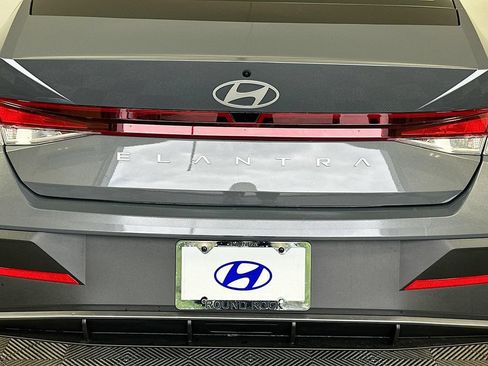 New 2026 Hyundai Elantra SE w/ Cargo Package FWD image 20