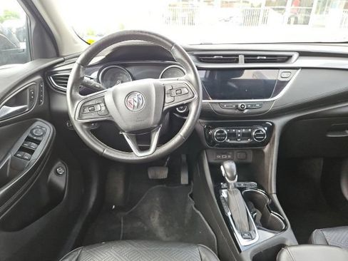 Used 2020 Buick Encore GX Essence w/ Experience Buick Package AWD/4WD image 5