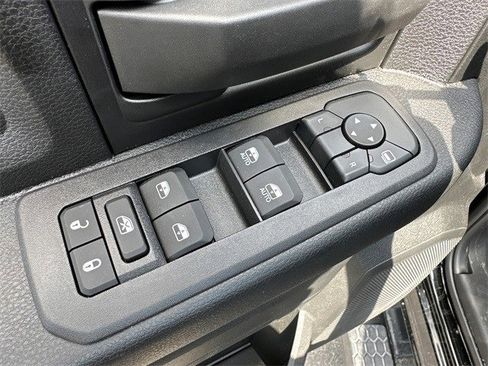 New 2025 RAM 3500 Tradesman image 31