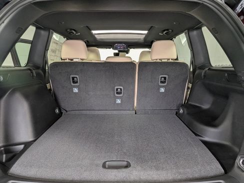 New 2025 Jeep Grand Cherokee Limited w/ Luxury Tech Group II image 30