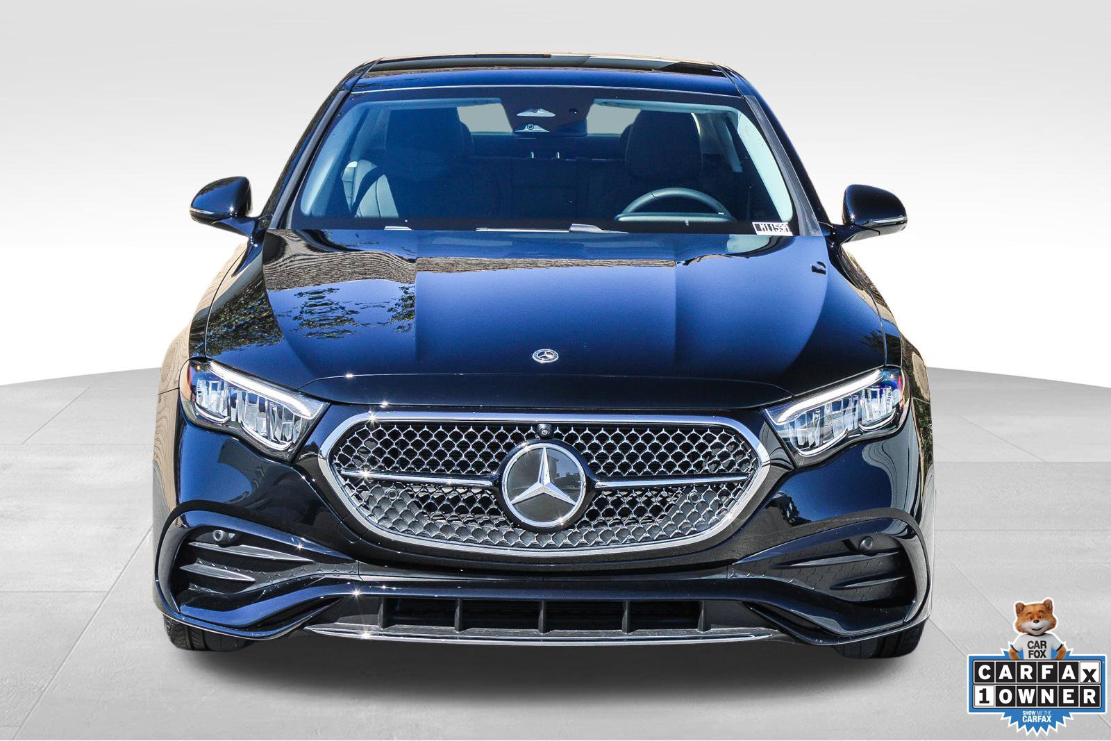 Used 2026 Mercedes-Benz E 350 4MATIC Sedan image 2