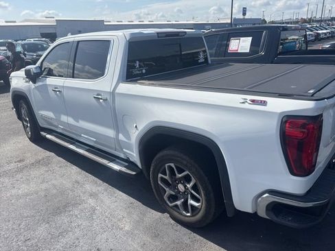 Used 2023 GMC Sierra 1500 SLT w/ SLT Premium Package AWD/4WD image 6