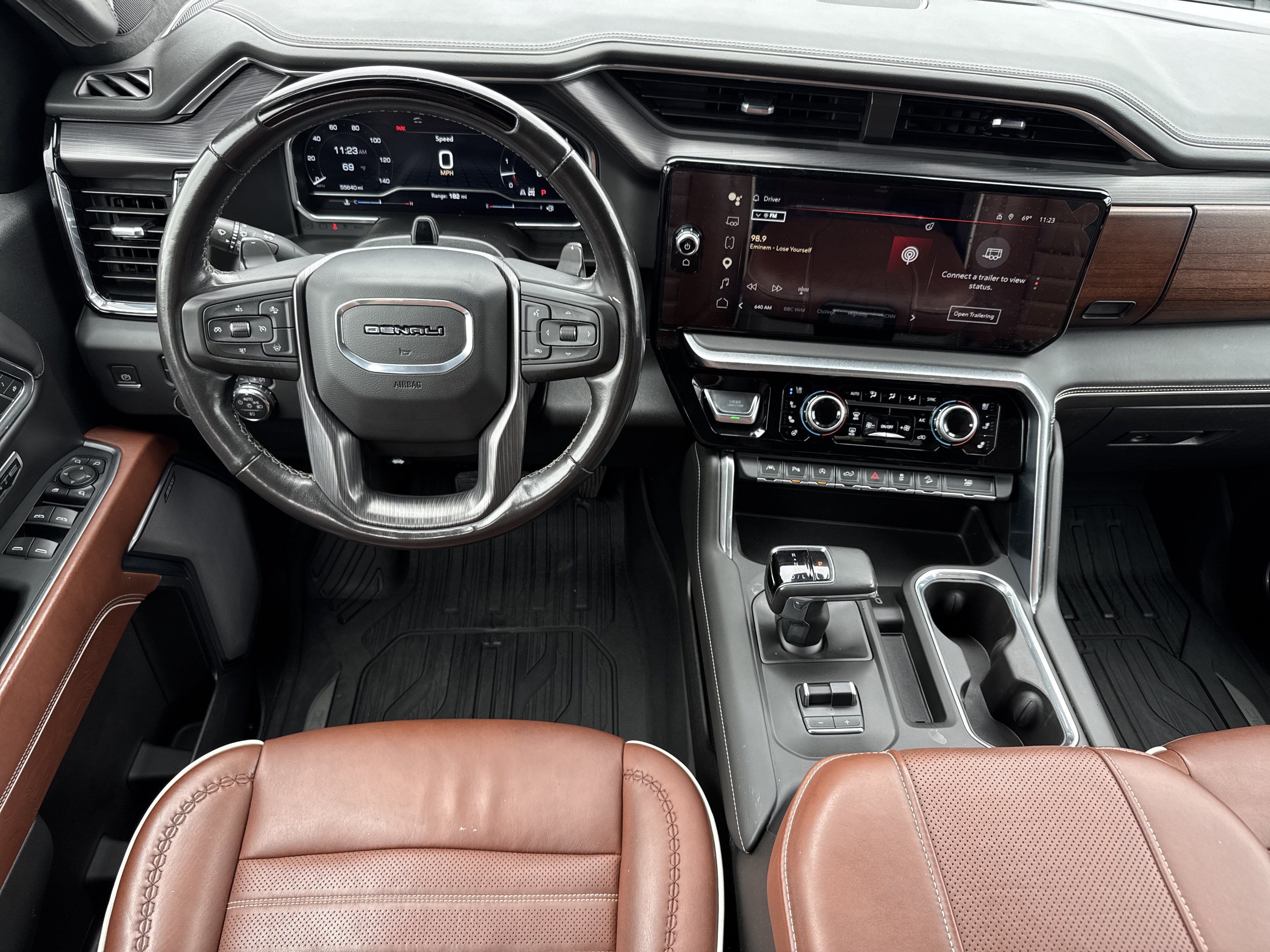 Used 2023 GMC Sierra 1500 Denali Ultimate AWD/4WD image 18