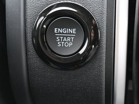 New 2026 Ford Expedition Active image 21