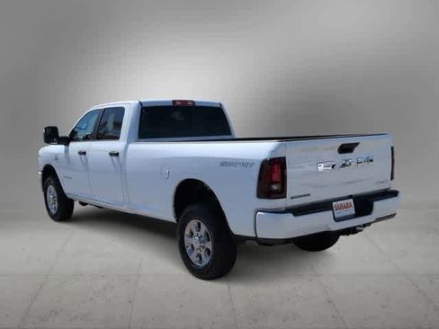 New 2026 RAM 2500 Big Horn AWD/4WD image 7