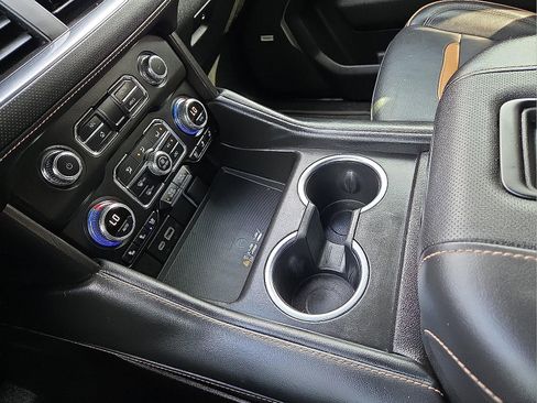 Used 2023 GMC Yukon XL AT4 w/ AT4 Premium Plus Package image 25