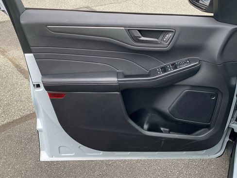 Used 2025 Ford Escape Active w/ Tech Pack #1 image 6