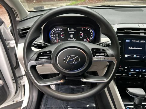 Used 2024 Hyundai Tucson SEL FWD image 21