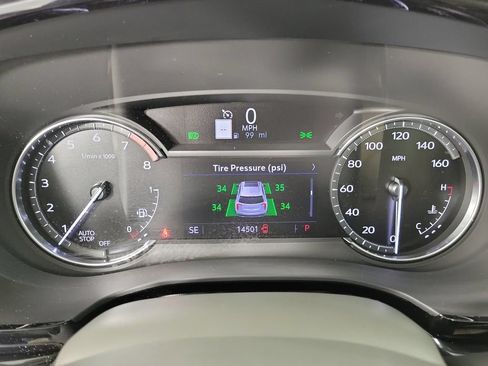 Used 2025 Cadillac XT6 Premium Luxury FWD image 26