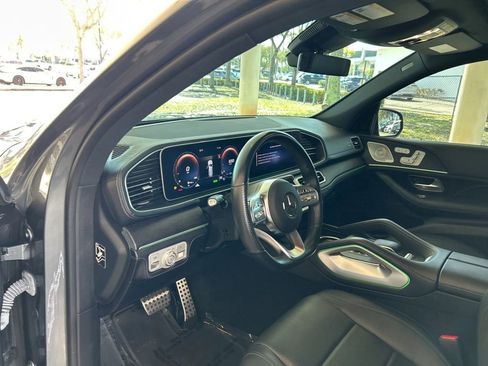 Used 2023 Mercedes-Benz GLS 450 GLS 450 w/ AMG Line Exterior image 6