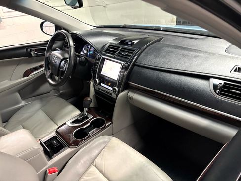 Used 2012 Toyota Camry XLE image 15