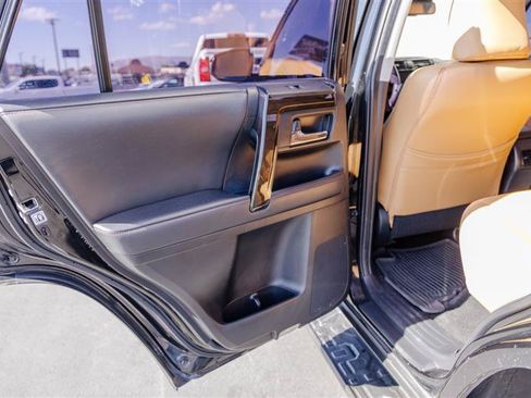 Used 2020 Toyota 4Runner TRD Off-Road AWD/4WD image 48