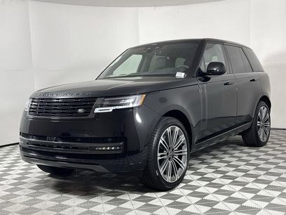 New 2025 Land Rover Range Rover SE