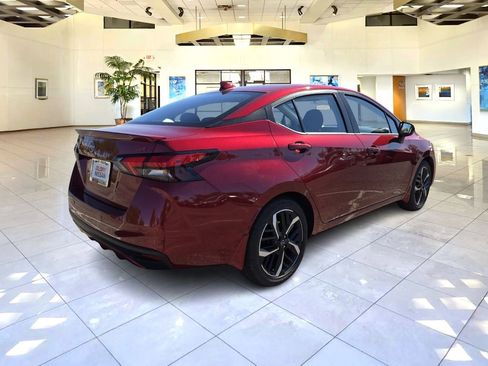 New 2025 Nissan Versa SR w/ Trunk Package image 4