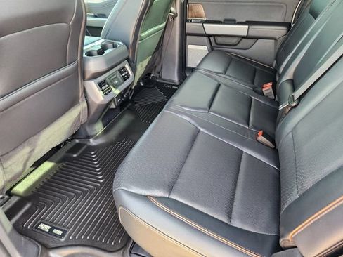 Used 2025 Ford F350 Lariat AWD/4WD image 32