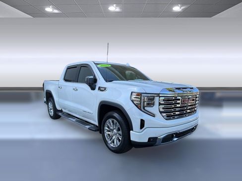 Used 2023 GMC Sierra 1500 Denali RWD image 7