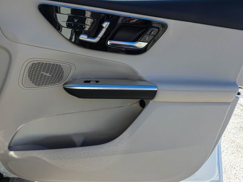 New 2026 Mercedes-Benz GLC 300 4MATIC image 34