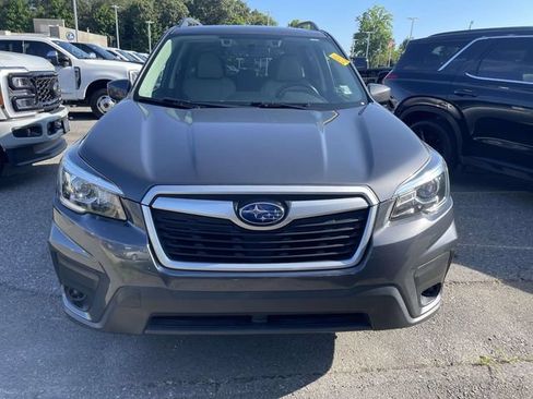 Used 2020 Subaru Forester Premium w/ Popular Package #1 AWD/4WD image 2