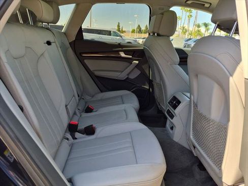 Used 2019 Audi Q5 2.0T Premium Plus w/ Premium Plus Package AWD/4WD image 25