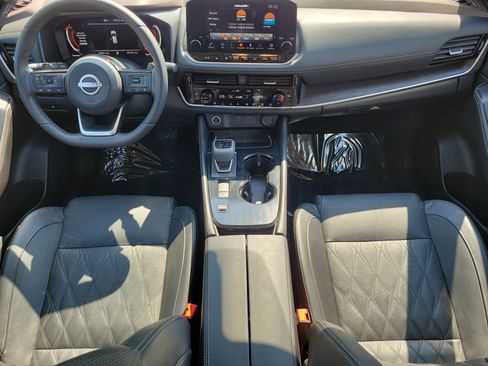 Certified 2023 Nissan Rogue Platinum w/ Platinum Premium Package FWD image 23