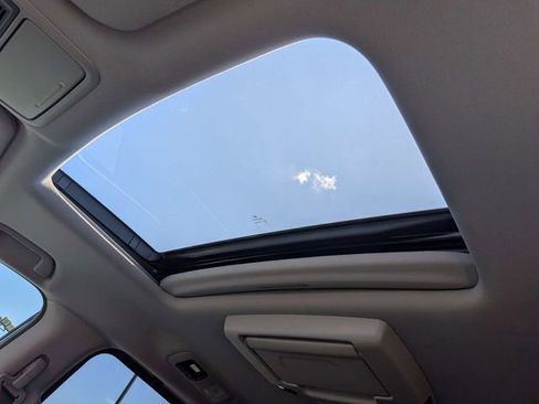 Used 2018 Honda Odyssey Touring image 20