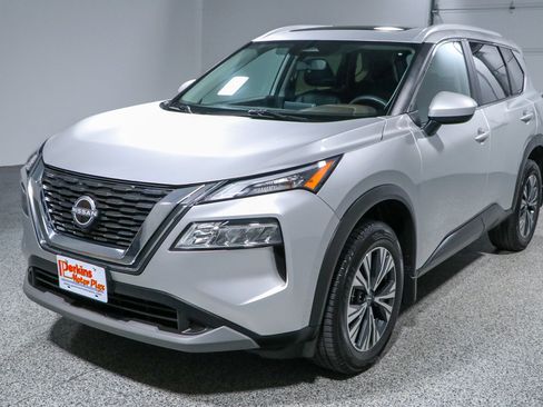 Used 2023 Nissan Rogue SV w/ SV Premium B Package AWD/4WD image 32