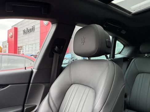 Used 2022 Maserati Levante GT image 27