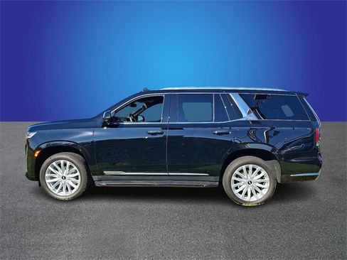 Used 2024 Cadillac Escalade Luxury image 7