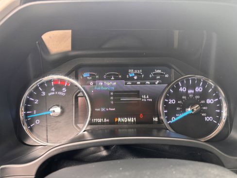 Used 2019 Ford F250 Lariat w/ Lariat Ultimate Package AWD/4WD image 12