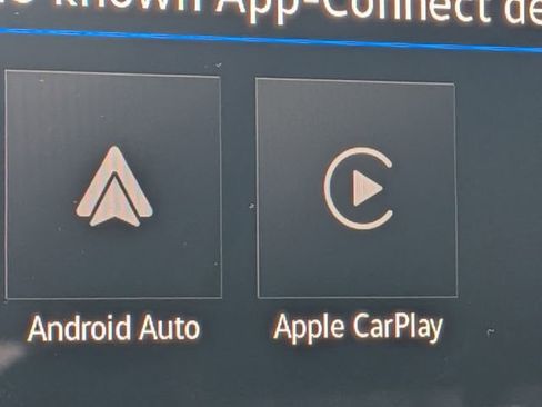 New 2026 Volkswagen Taos SE FWD image 22