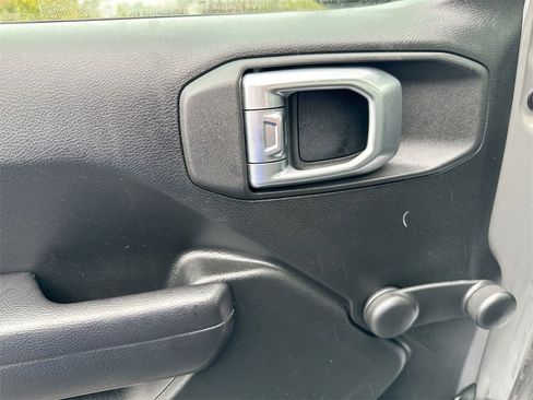 Used 2019 Jeep Wrangler Unlimited Sport image 20