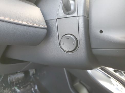 New 2026 Lincoln Nautilus Premier image 14