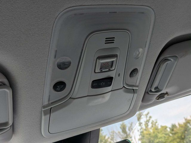 Used 2020 Toyota Prius LE AWD/4WD image 23