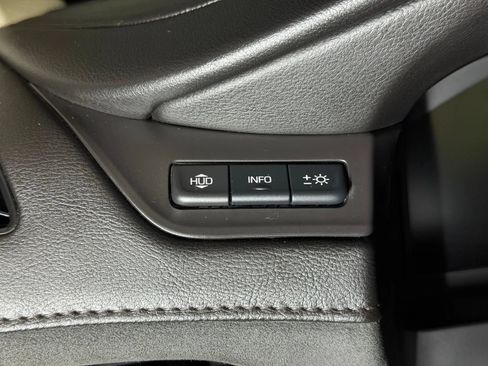 Used 2015 Cadillac Escalade ESV Premium AWD/4WD image 35
