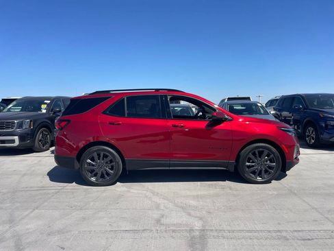 Used 2024 Chevrolet Equinox RS image 3