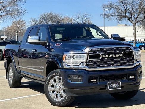 Used 2022 RAM 2500 Limited image 2