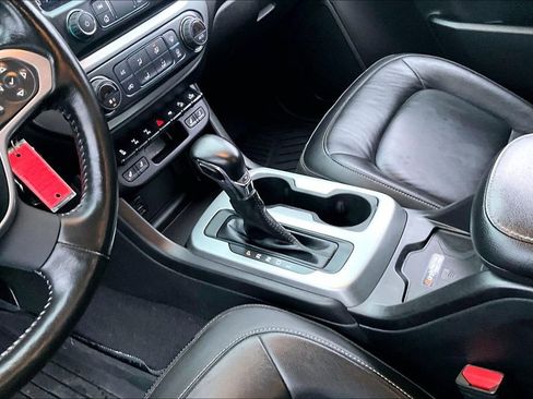 Used 2022 Chevrolet Colorado ZR2 image 15