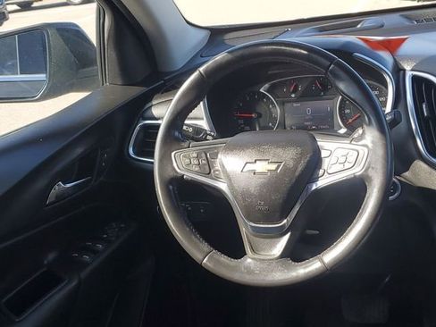 Used 2020 Chevrolet Equinox LT w/ Driver Convenience Package image 26
