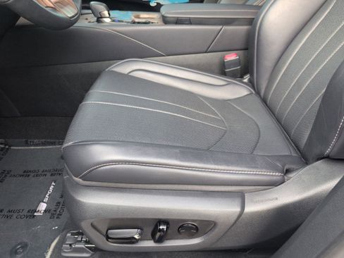 Certified 2024 Lexus RX 350 F Sport w/ Convenience Package image 16