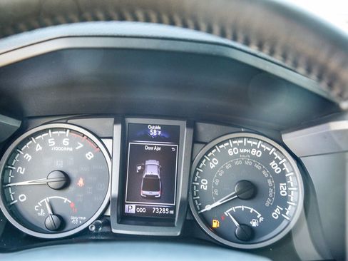 Used 2017 Toyota Tacoma TRD Pro image 23