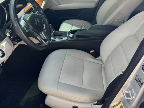 Used 2013 Mercedes-Benz C 300 4MATIC Sedan w/ Multimedia Pkg image 6