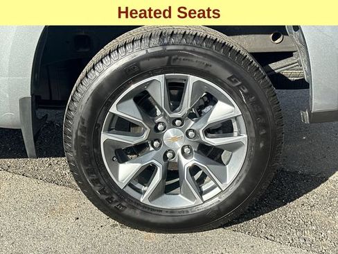 Used 2025 Chevrolet Silverado 1500 LT AWD/4WD image 9