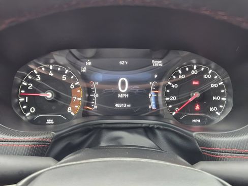 Used 2024 Jeep Compass Trailhawk AWD/4WD image 13