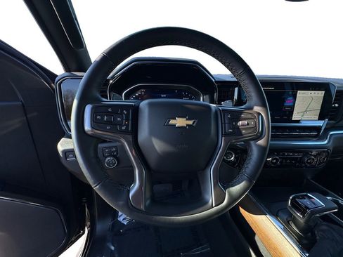 Used 2024 Chevrolet Silverado 1500 High Country image 12